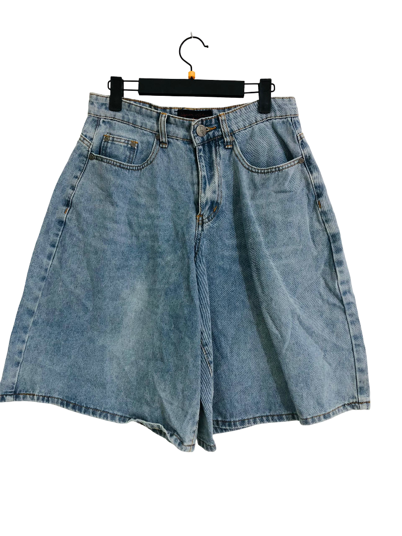 Short Dama