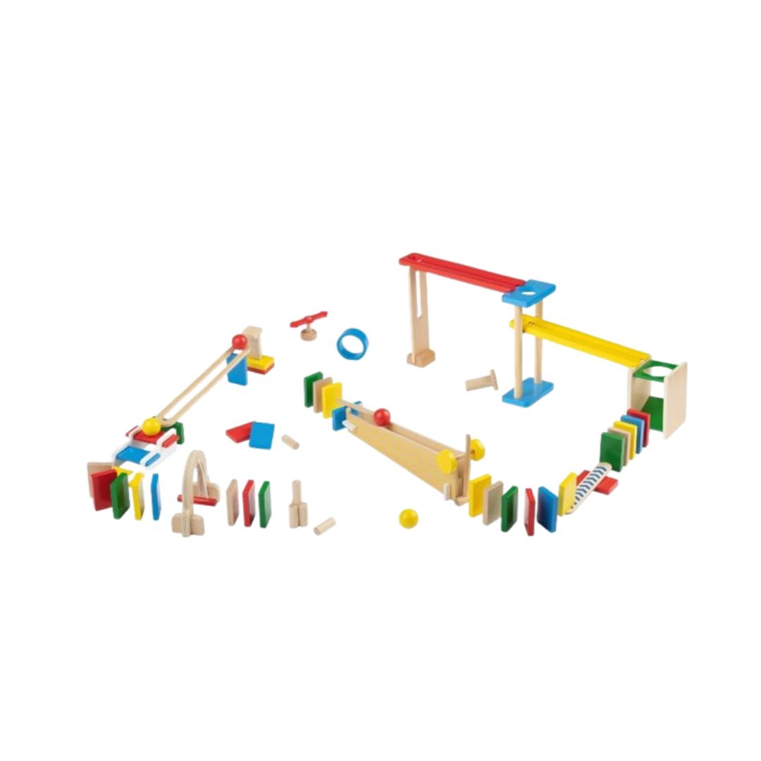 Circuito de canicas y domino